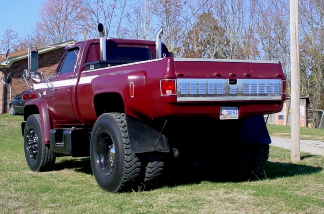 Big Ass Trux!, 67-72chevy, chevy trucks, chevy pickup, pickup, gmc, suburba...