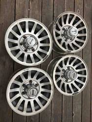 jeepwheels2L.jpg