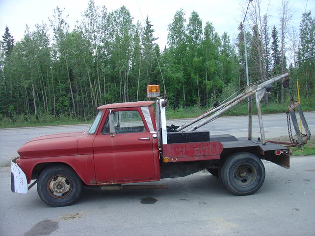 Name:  18jul13 North Pole tow truck (1).jpg
Views: 4438
Size:  66.5 KB