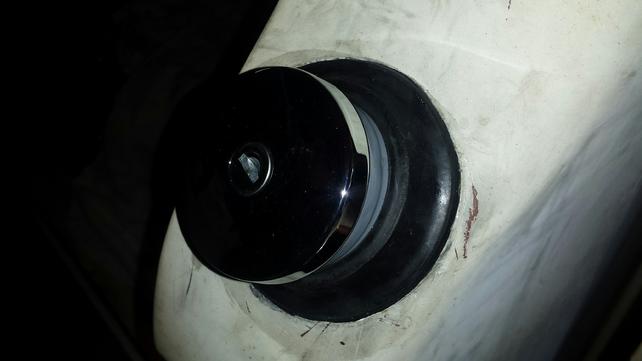 Name:  New gas cap and grommet.jpg
Views: 831
Size:  17.5 KB