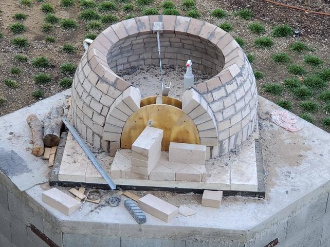 Name:  pizza oven.jpg
Views: 880
Size:  73.9 KB