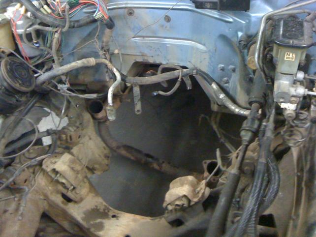Name:  empty engine compartment.jpg
Views: 1578
Size:  47.5 KB