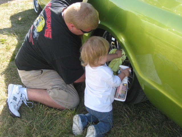 Name:  Taylor and DAddy cleaning Sweet Pea .jpg
Views: 643
Size:  49.2 KB