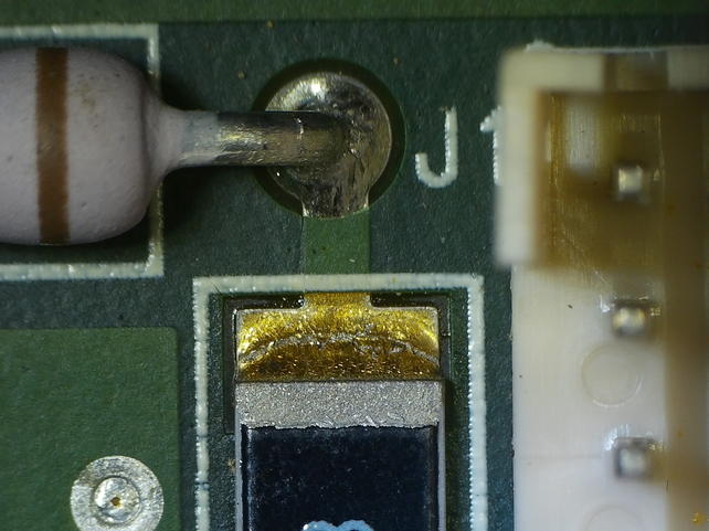 Name:  Cracked Resistor joint 2.jpg
Views: 742
Size:  45.9 KB