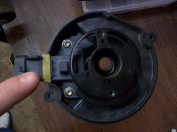 Name:  Camshaft Sensor in Dist.JPG
Views: 50482
Size:  53.3 KB