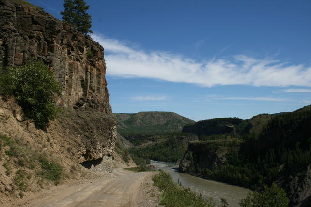 Name:  telegraph_creek_road-km92-4-5367.jpg
Views: 254
Size:  42.7 KB